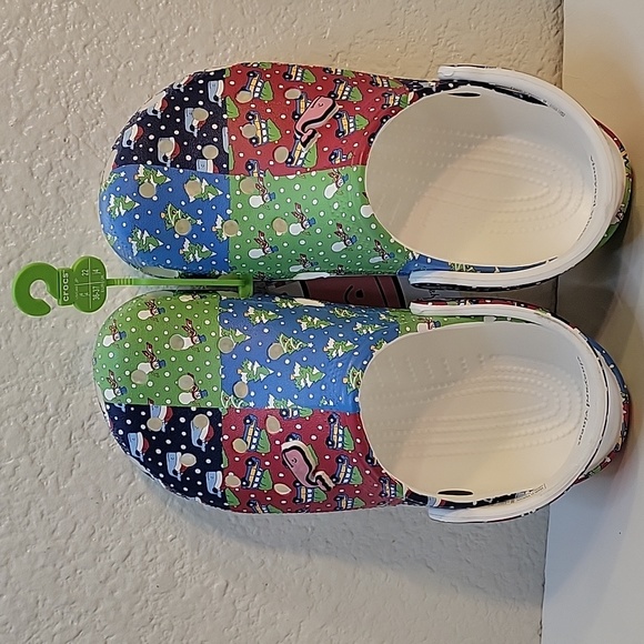 CROCS x Vineyard Vines HOLIDAY CHRISTMAS PATCHWORK CLOGS Size J4 - Picture 16 of 16